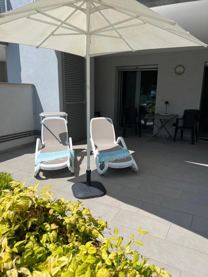 Appartamento Vista Mare Grado Esterno foto
